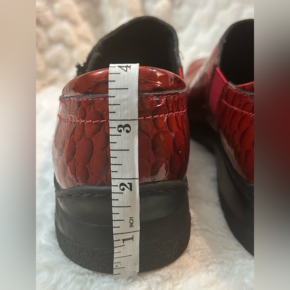 Naturalizer Clarissa Red Patent Leather Croc Slip on Loafer women’s size 10.5M - Picture 11 of 13